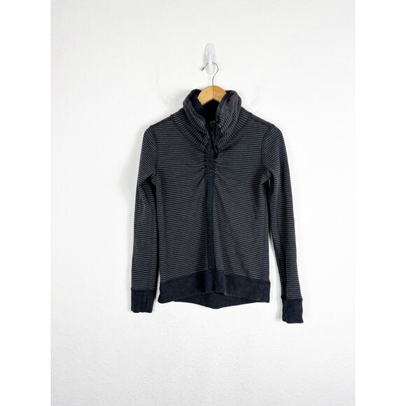 Lululemon In A Cinch Long Sleeve Tee Reversible Cowl Neck Pullover Small Gray - Picture 9 of 14